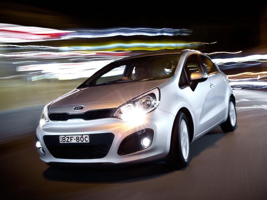  Kia Rio 5-Door 2011 года  (AU) (фото 3 из 22)